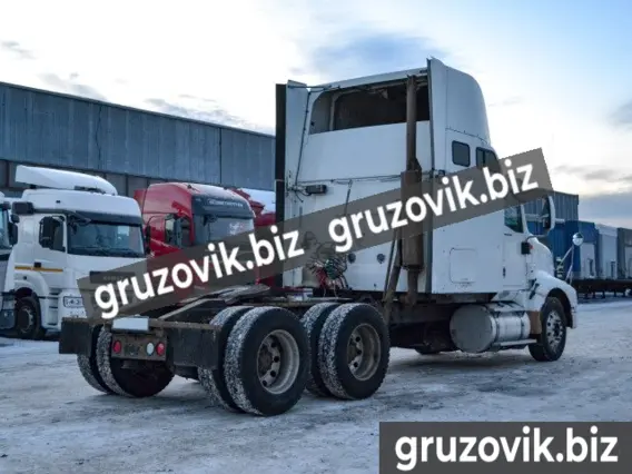 Тягач International 9200I 2003 года б/у фото 6
