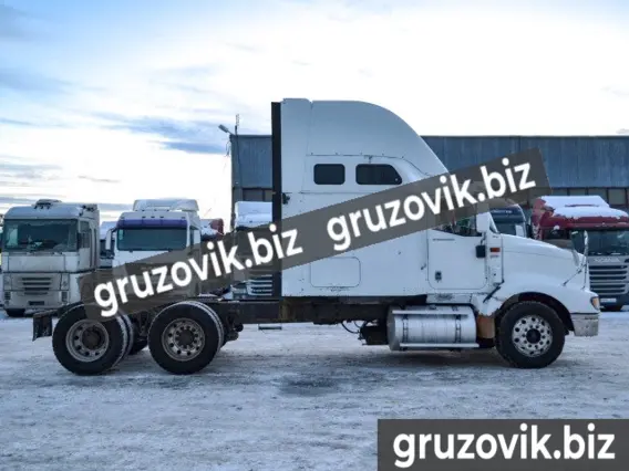 Тягач International 9200I 2003 года б/у фото 7