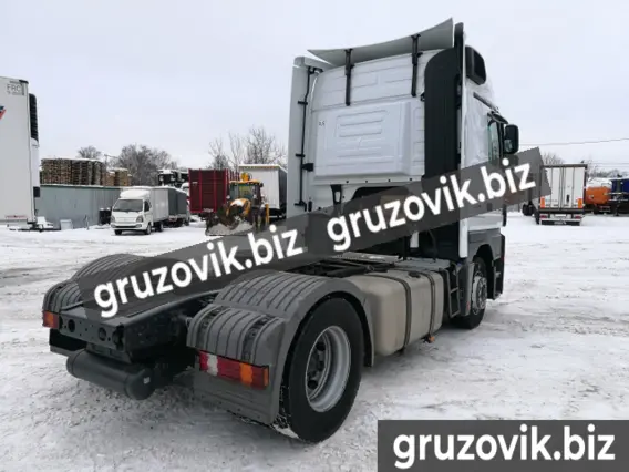 Тягач Mercedes-Benz Actros 2016 года б/у фото 4