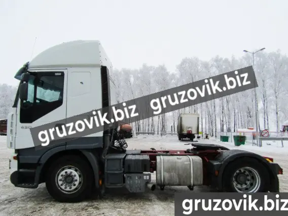 Тягач IVECO Magirus 2004 года б/у фото 3