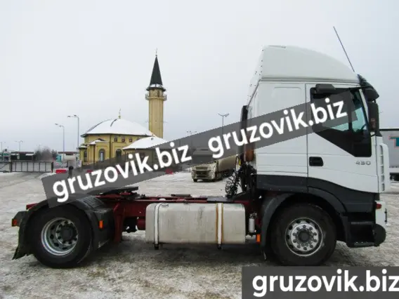 Тягач IVECO Magirus 2004 года б/у фото 7