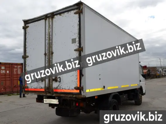 Изотермический фургон Mitsubishi Fuso Canter 2011 года б/у фото 5