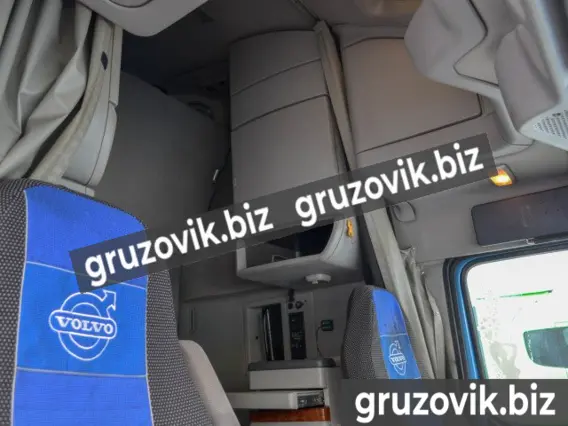 Тягач Volvo VNL 670 2008 года б/у фото 9