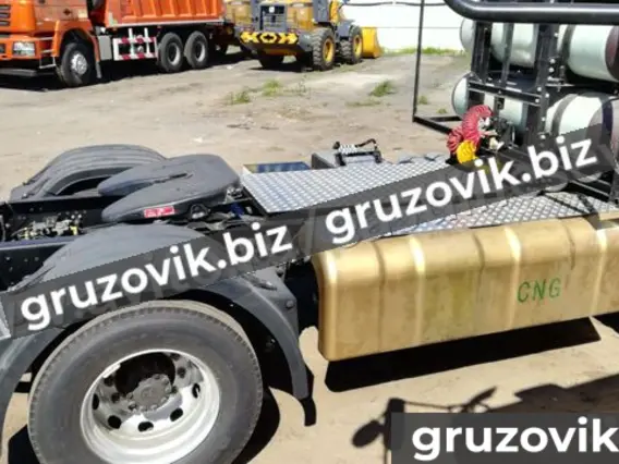 Тягач Shacman SX41884T381T 2020 года новый фото 5