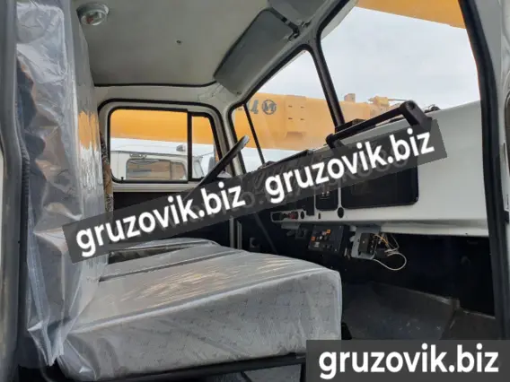 Автокран Урал 5557 2017 года б/у