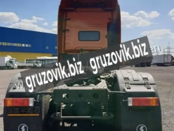 Тягач Shacman SX42566V324 2020 года новый фото 4