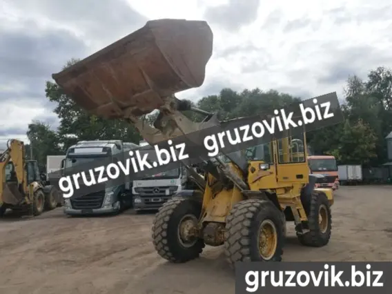 Фронтальный погрузчик Volvo L90E 2004 года б/у фото 8
