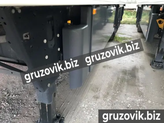 Полуприцеп-рефрижератор Schmitz SKO24 09 2017 года б/у фото 3