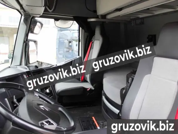 Тягач Renault T-Series 2017 года б/у фото 5