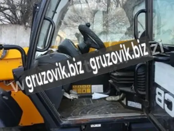 Телескопический погрузчик JCB 541-70 2015 года б/у фото 2