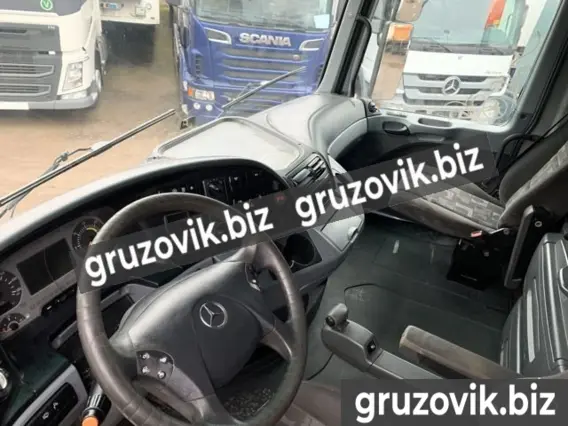 Тягач Mercedes Benz Mercedes Benz 2005 года б/у фото 7
