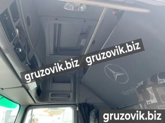 Тягач Mercedes Benz Mercedes Benz 2005 года б/у фото 8