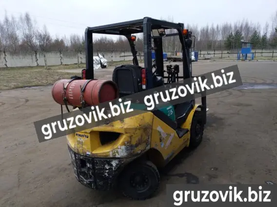 Вилочный погрузчик Komatsu FG25T 2006 года б/у фото 13