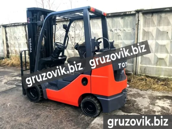 Фронтальный погрузчик Toyota 8FG32 2008 года б/у фото 2