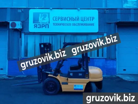 Вилочный погрузчик LiuGong cpcd30 2011 года б/у фото 2