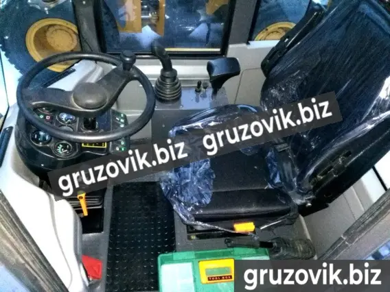 Фронтальный погрузчик Megamax 400H GL 400 2020 года новый фото 7