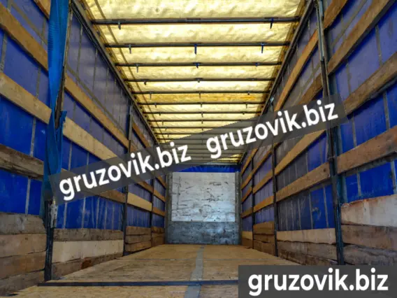Шторный полуприцеп Schmitz S01 2005 года б/у