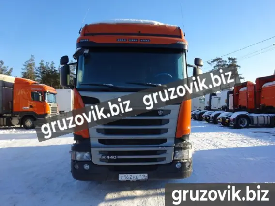 Тягач Scania R440 440 года б/у фото 2