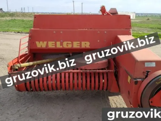 Пресс-подборщик welger AP 42  б/у