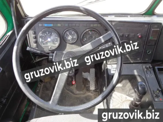 Тягач МАЗ 6425Х9 2016 года б/у