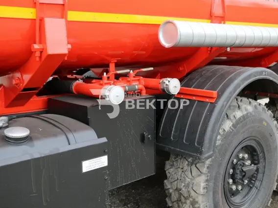 Автотопливозаправщик Камаз 43118 2017 года новый фото 10