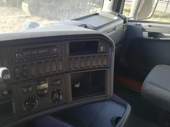 Тягач Scania R-series 2015 года б/у фото 9