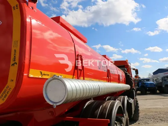 Автотопливозаправщик Камаз 43118 2017 года новый фото 20