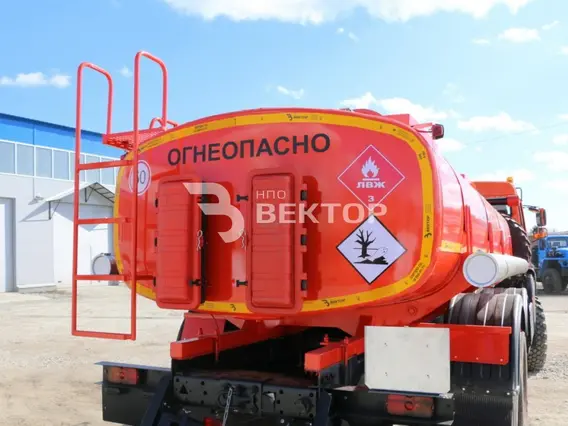 Автотопливозаправщик Камаз 43118 2017 года новый фото 21