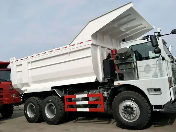 Карьерный самосвал Howo ZZ5707S3640AJ 2019 года б/у фото 9