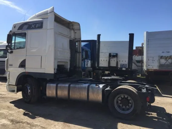Тягач DAF XF 105 2014 года б/у фото 6