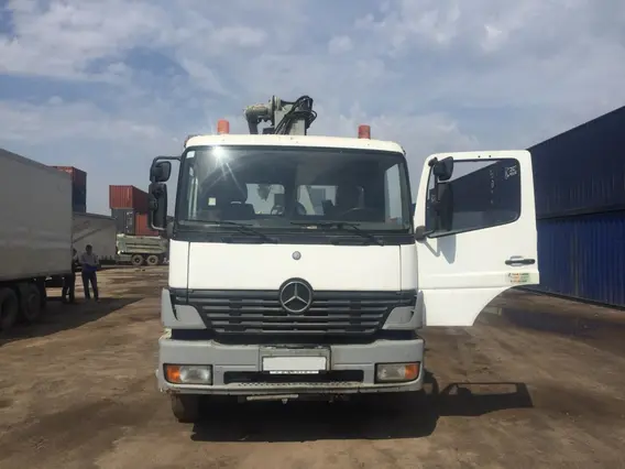 Бетононасос Mercedes-Benz Atego 2001 года б/у фото 12
