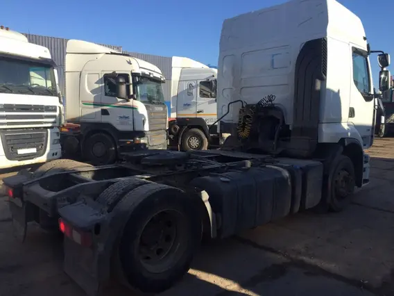 Тягач Renault Premium 2013 года б/у фото 5