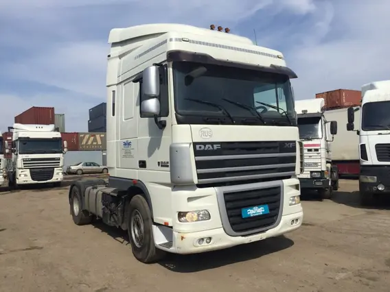 Тягач DAF XF 105.460 2010 года б/у фото 2