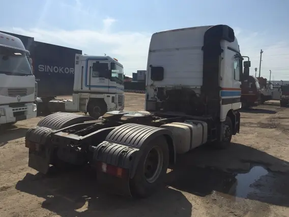 Тягач Mercedes-Benz Actros 1840LS 2003 года б/у фото 3