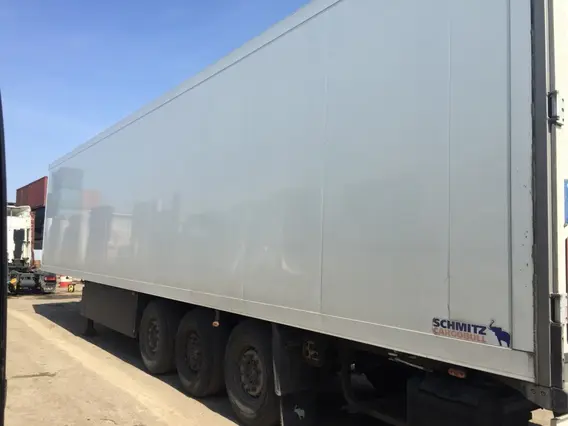 Полуприцеп-рефрижератор Schmitz SKO24 2010 года б/у фото 8