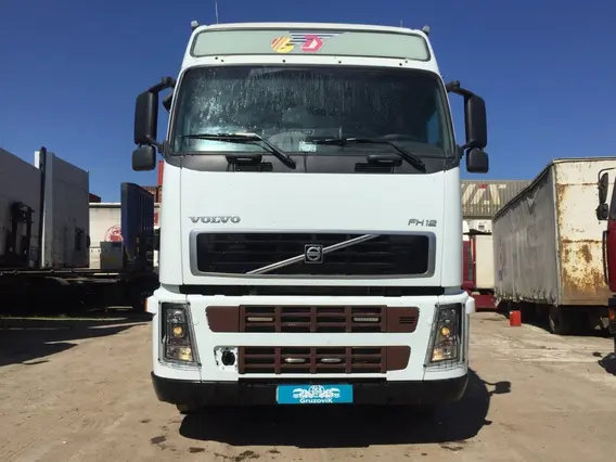 Тягач Volvo FH 2004 года б/у фото 2
