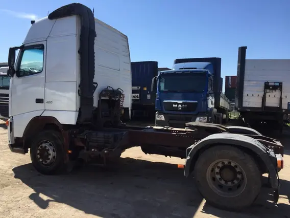 Тягач Volvo FH 2004 года б/у фото 4
