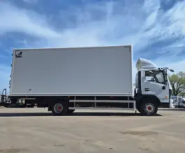 Изотермический фургон Dongfeng C80L 2023 года новый фото 2