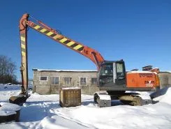 Экскаватор Hitachi ZX 200 2014 года б/у фото 2