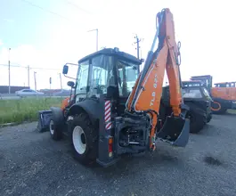 Экскаватор-погрузчик Экскаватор-погрузчик UMG TLB827 2023 года новый фото 4