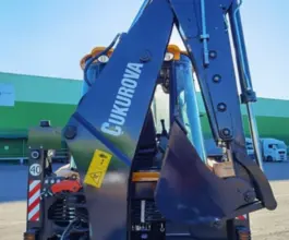 Экскаватор-погрузчик Cukurova 885 2023 года новый фото 3