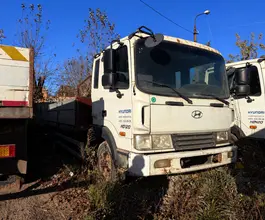 Бортовой грузовик Hyundai HD120,  2016 года б/у