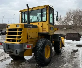 Фронтальный погрузчик Komatsu WA 2012 года б/у фото 2