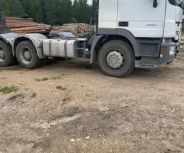 Тягач Седельный тягач Mercedes-Benz Actros 2010 года б/у