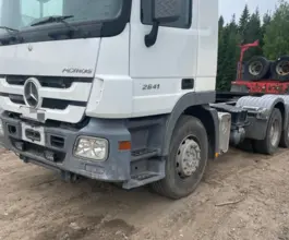 Тягач Седельный тягач Mercedes-Benz Actros 2010 года б/у фото 5