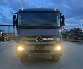 Самосвал Самосвал  Mercedes-Benz 3341 2010 года б/у фото 2