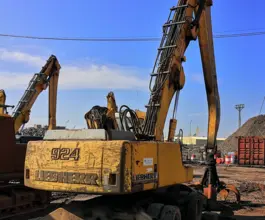 Liebherr A924B 2004 года б/у фото 2