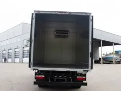 Изотермический фургон Dongfeng C80N 2025 года новый
