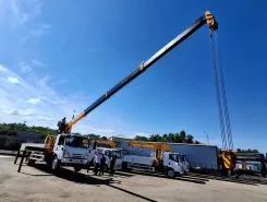 Самопогрузчик ISUZU 700 P с КМУ XCMG - SQS157 2025 года новый фото 5