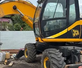 Экскаватор JCB JS 130W 2003 года б/у